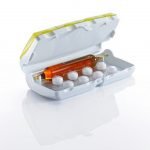 Pastillero diario con caja contenedora